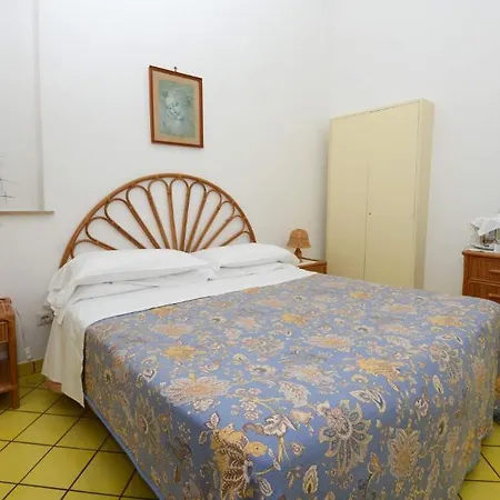 Maria Antonietta Guest house 2*