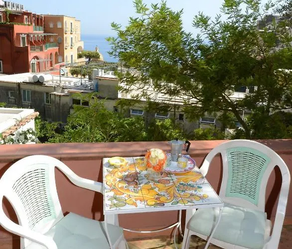 玛丽亚安东尼塔别墅酒店 4*